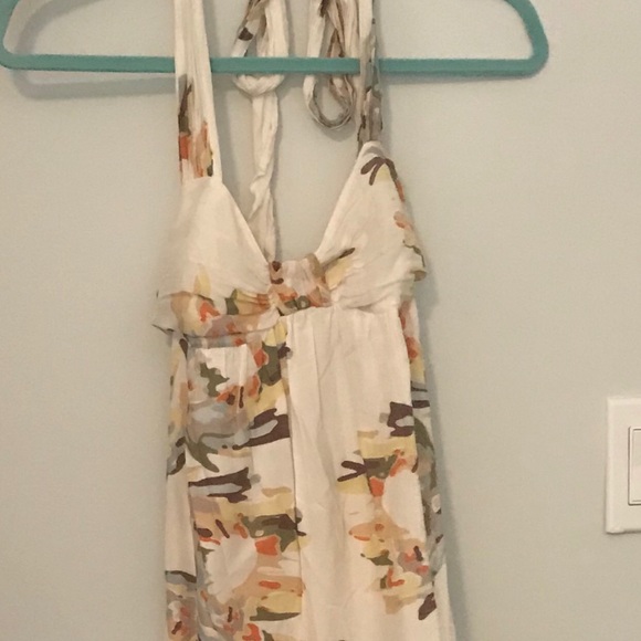 White floor-length sundress - Picture 3 of 5
